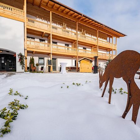 Berghotel & Chalets Adersberg Chiemgau Card Kostenfrei 그라사우 외부 사진