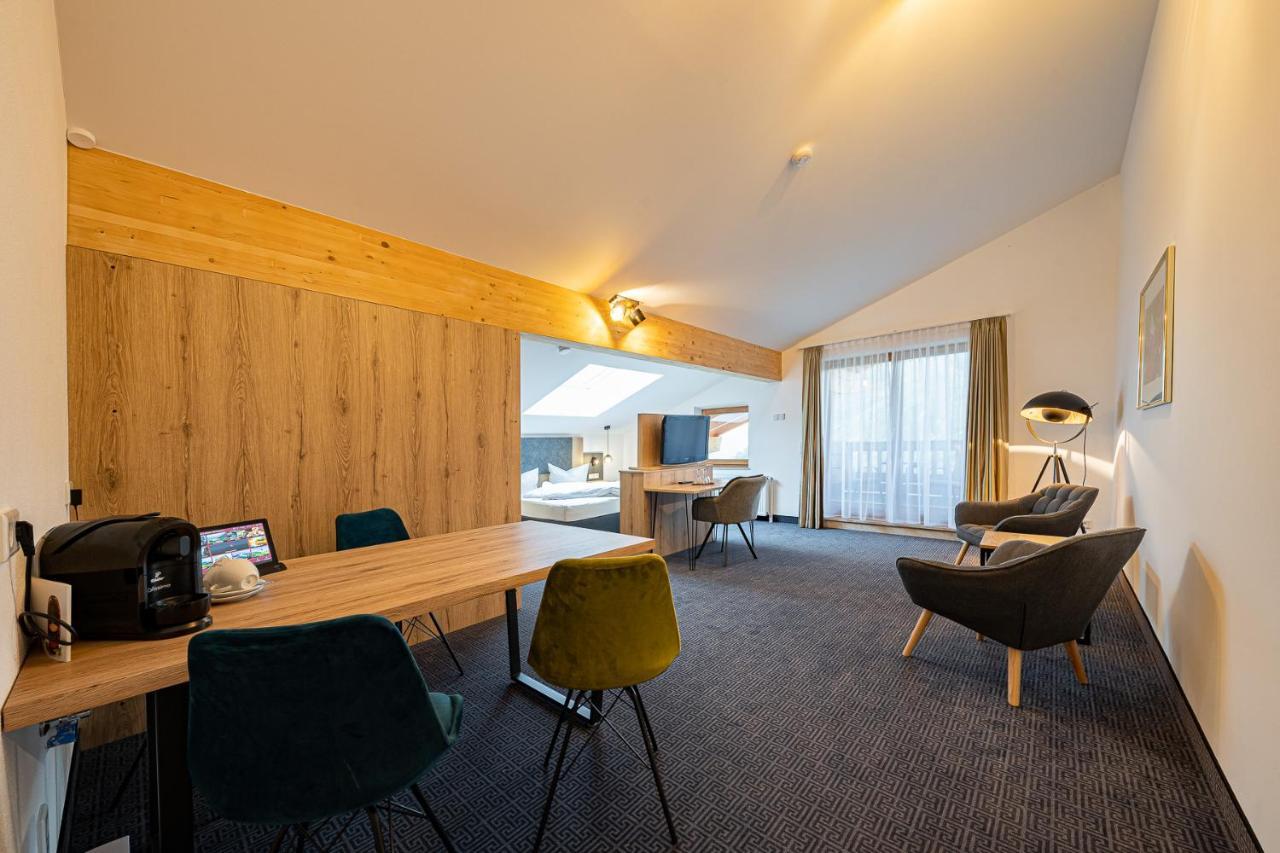 Berghotel & Chalets Adersberg Chiemgau Card Kostenfrei 그라사우 외부 사진